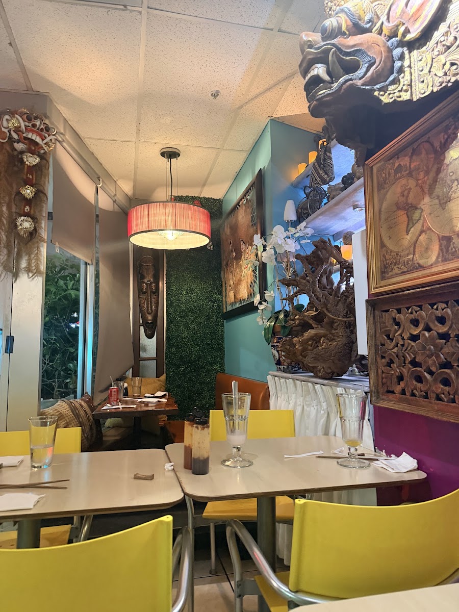 Bali Cafe