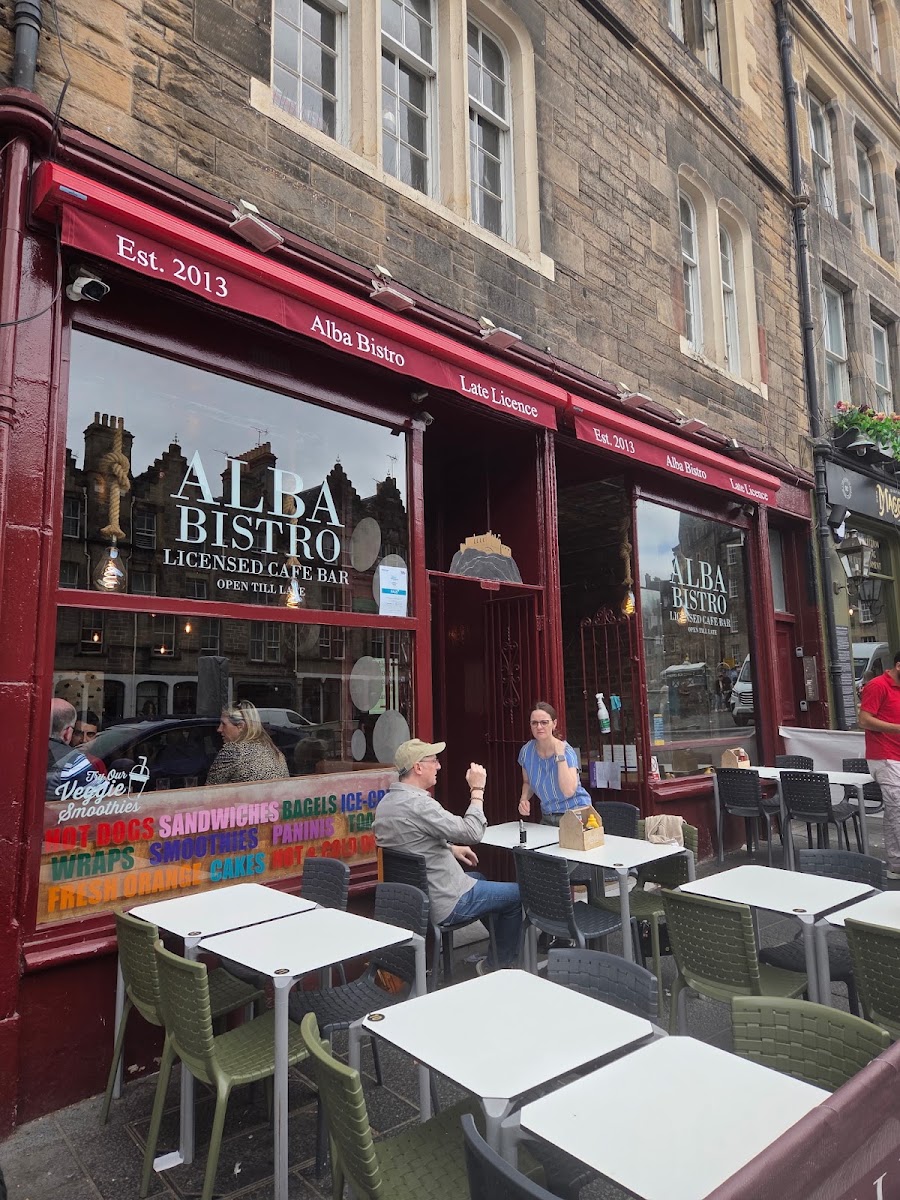 Alba Bistro