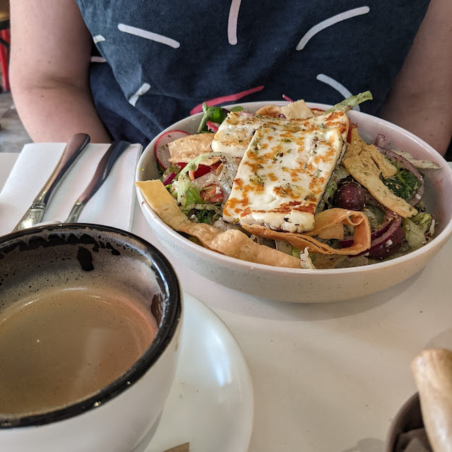 Halloumi Salad