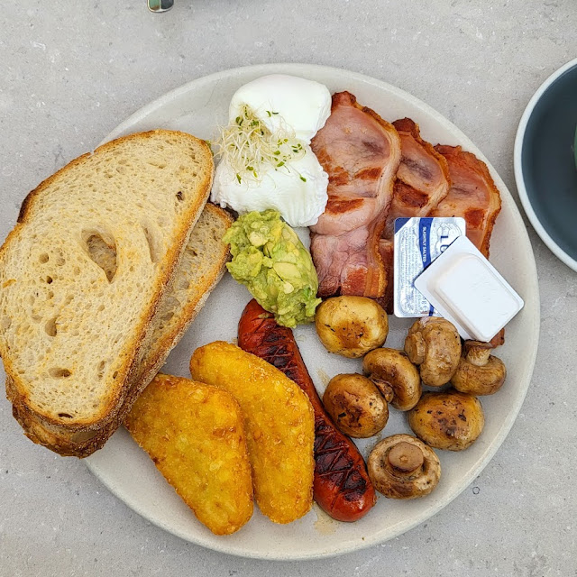 Big Breakfast