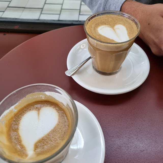 2 Lattes