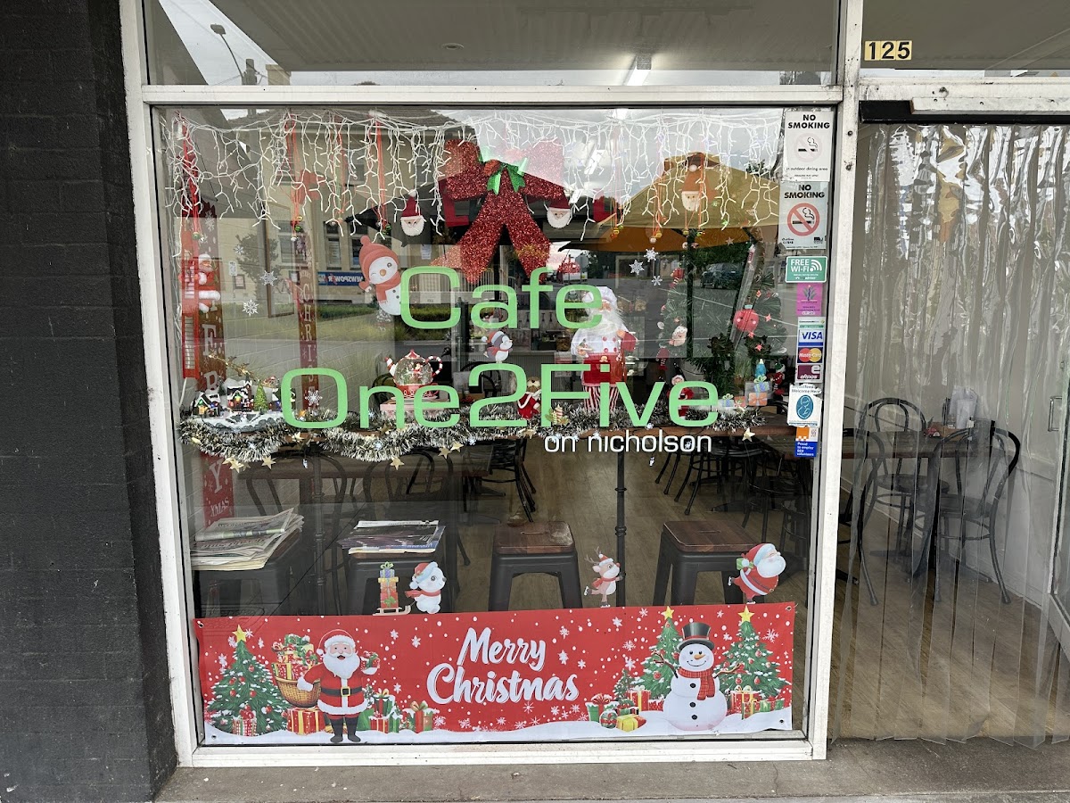 Cafe One2Five