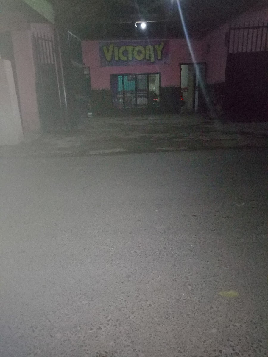 Warung Lesehan Victory