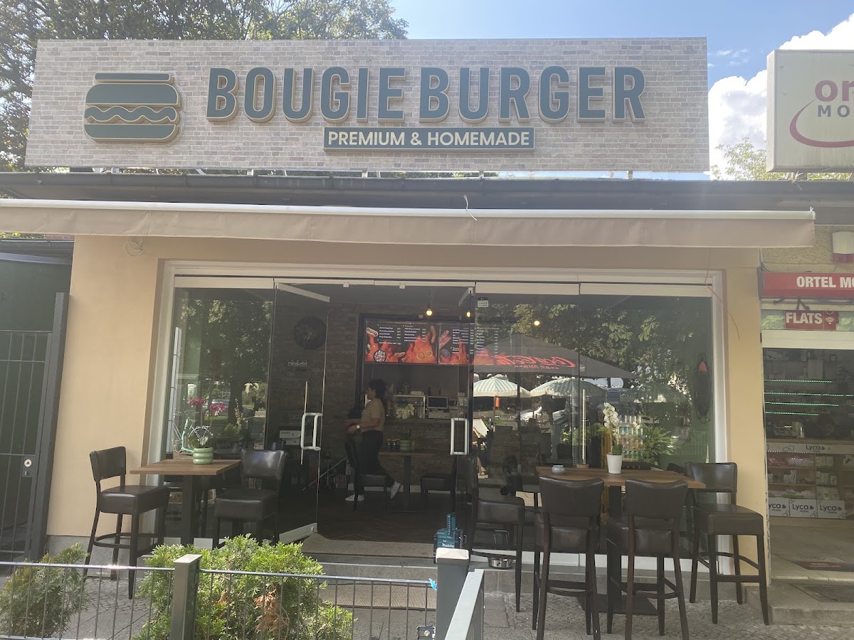 Bougie Burger by Karakiz Can