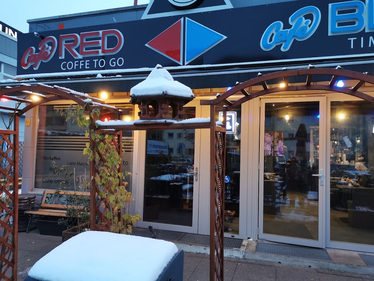 Cafe Red & Blue