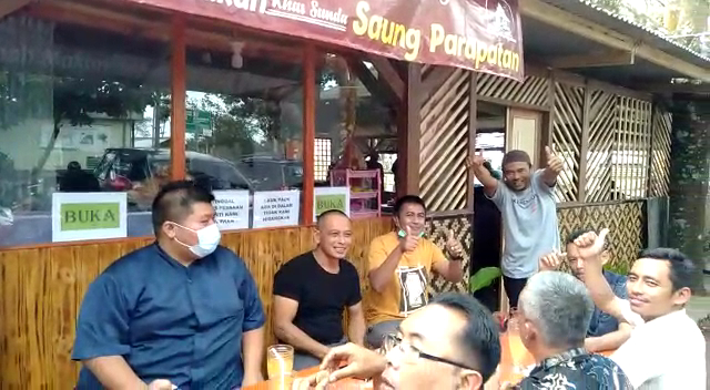Rumah Makan Saung Parapatan Khas Sunda