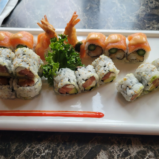 M16 Roll and Philly Roll