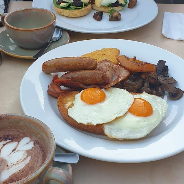 Big 12 Breakfast and Eggs Benedict