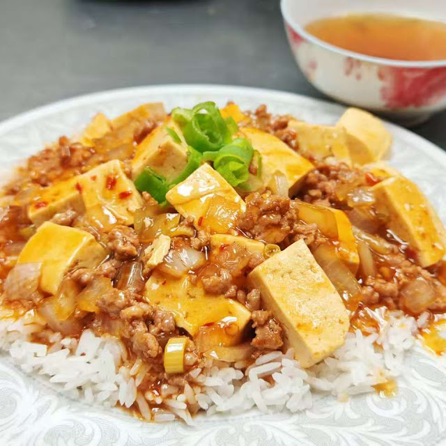 Mapo Tofu Gai Jiao Fan