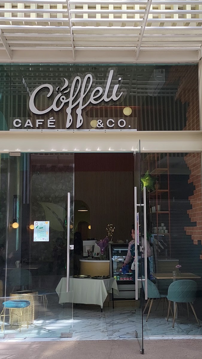Café Coffeli & CO.