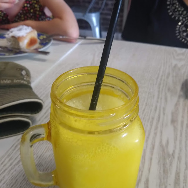 Banana Milkshake
