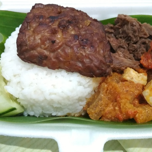Nasi Gudeg Krecek Tempe Bacem