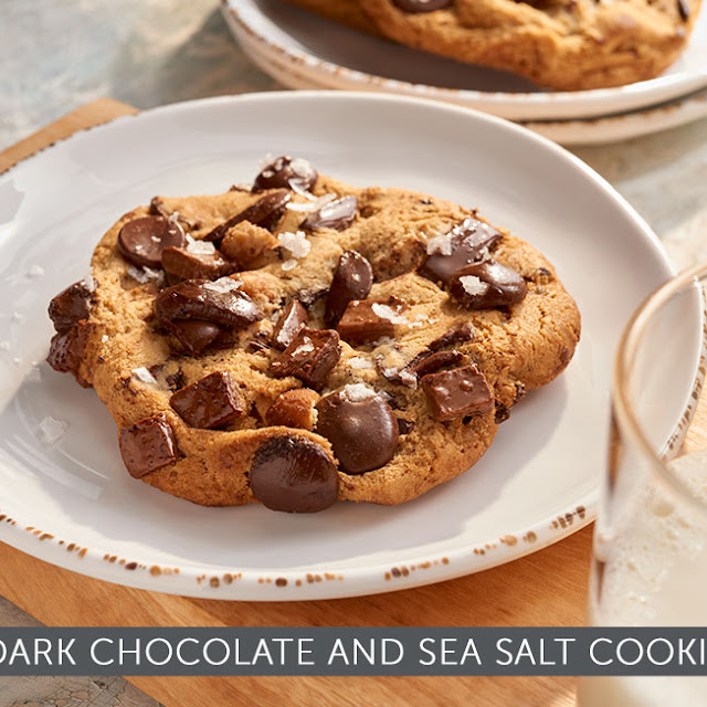 Dark Chocolate & Sea Salt Cookie