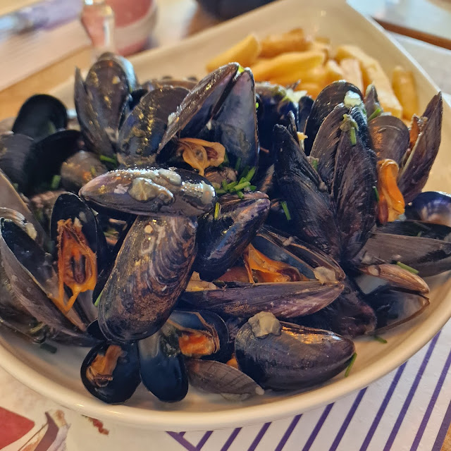 Moules Marinières