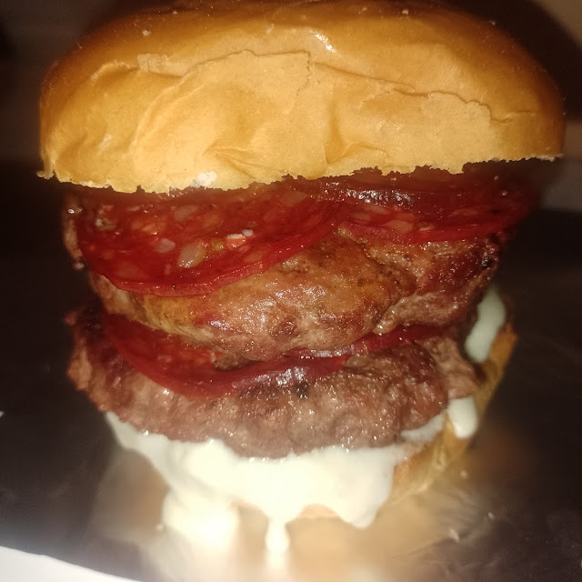 Hamburguesa Con Cantimpalo