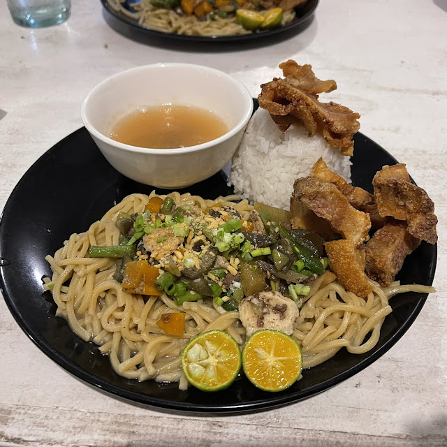 Crispy Bagnet Platter