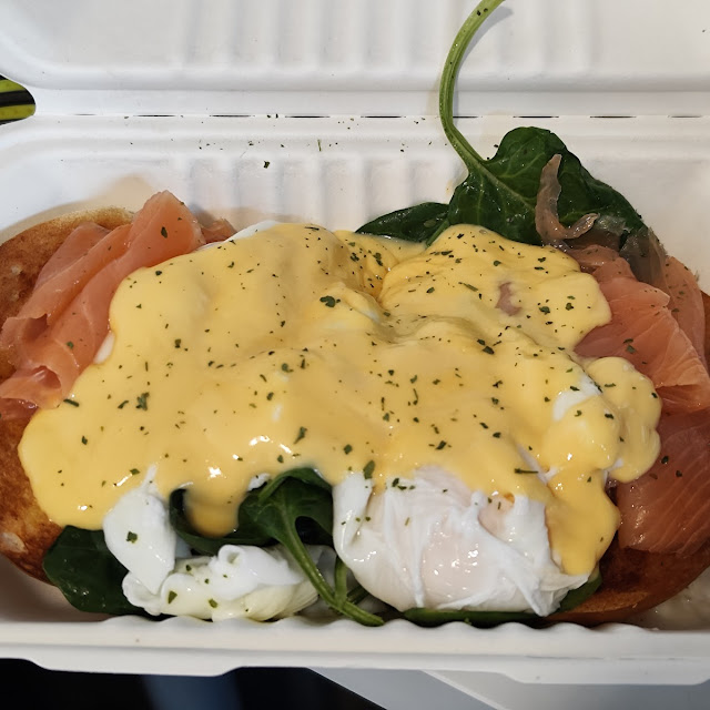 Eggs Benedict