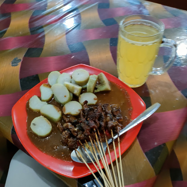 Sate Kambing Asli Madura