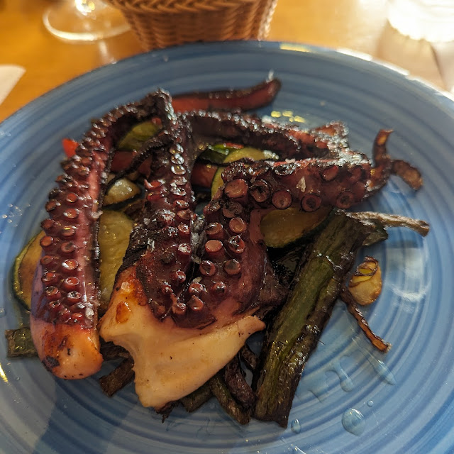 Pulpo A la Brasa