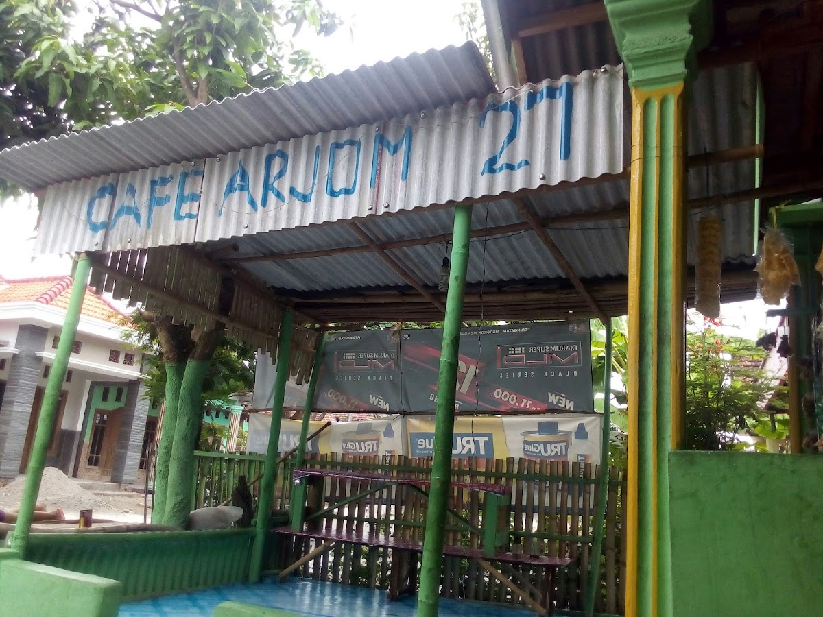 Cafe Arjom