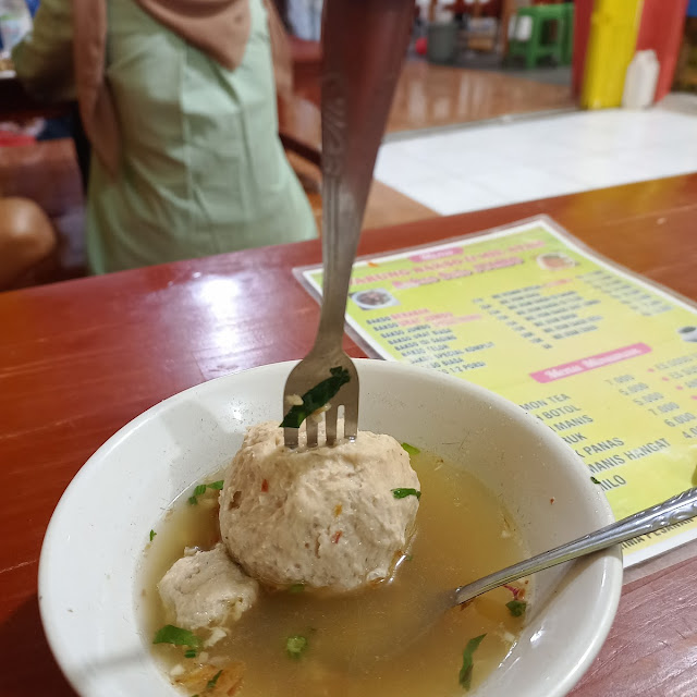 Bakso Biasa Saja