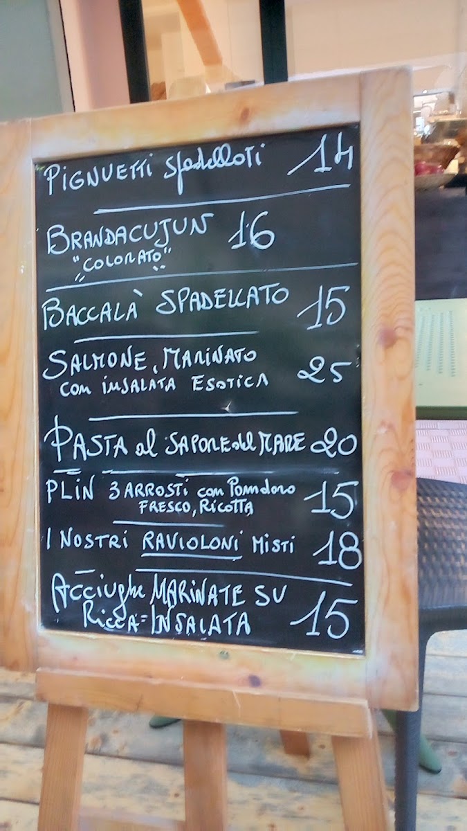 Pino Banana Menu 3