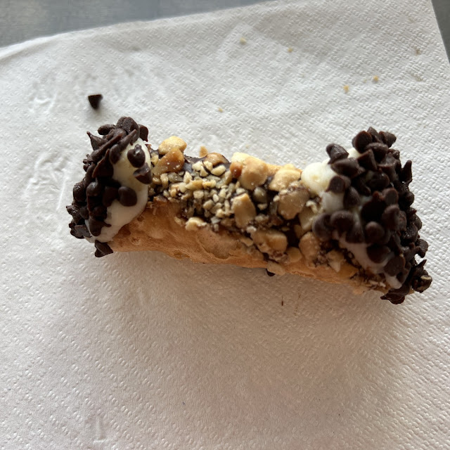 L Cannoli