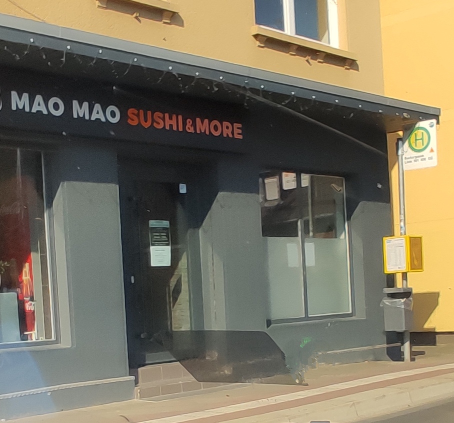 Mao Mao Sushi