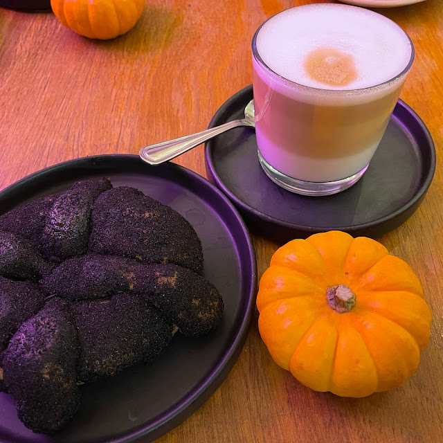 Pan de Muerto Con Ceniza de Totomoxtle Relleno de Camote