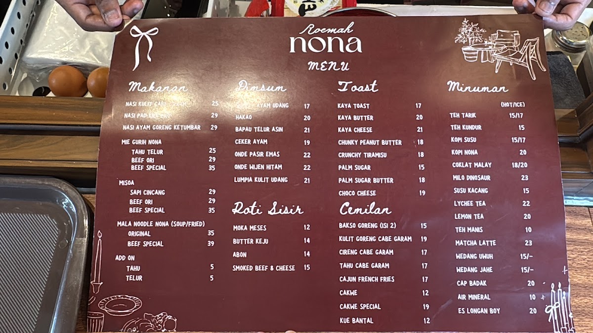 Roemah Nona Menu 6
