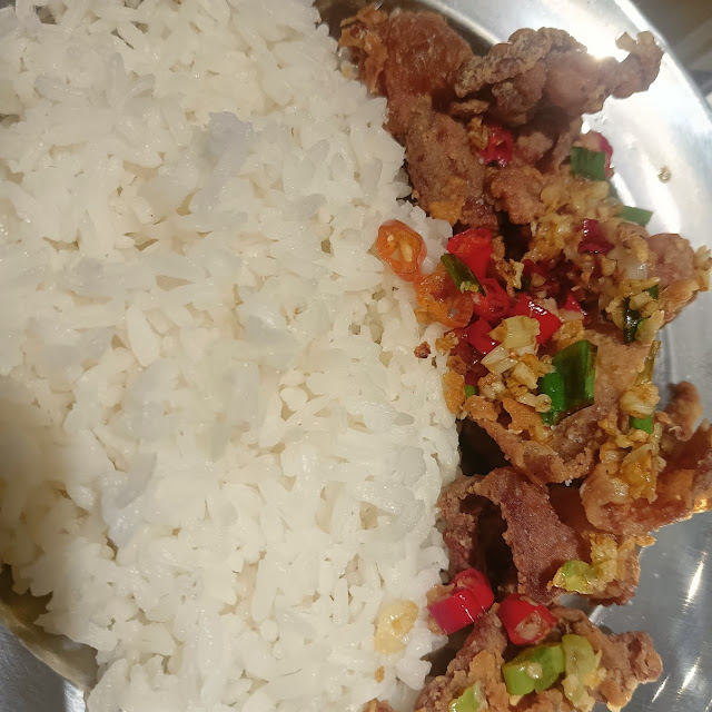 Nasi Goreng Ayam Kulit