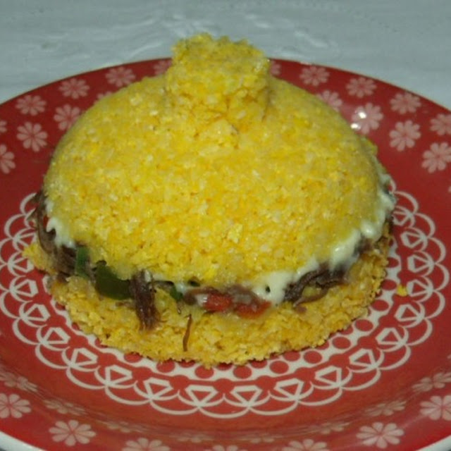 Cuscuz Com Carne Desfiada