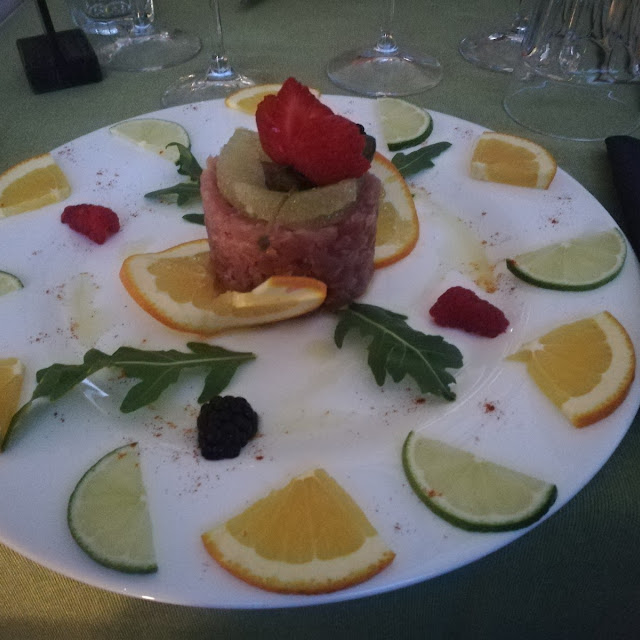 Tartare Di Tonno Con Salsa Di Soia E Wasabi