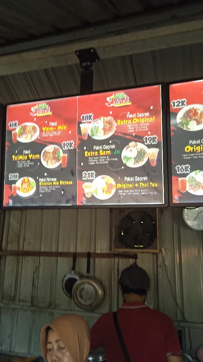 Ayam Geprek Jebret Menu 3