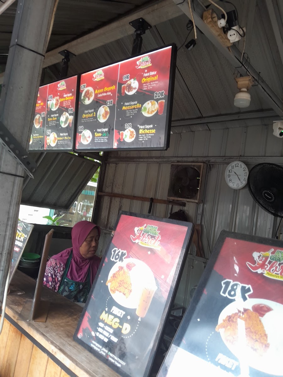 Ayam Geprek Jebret Menu 8