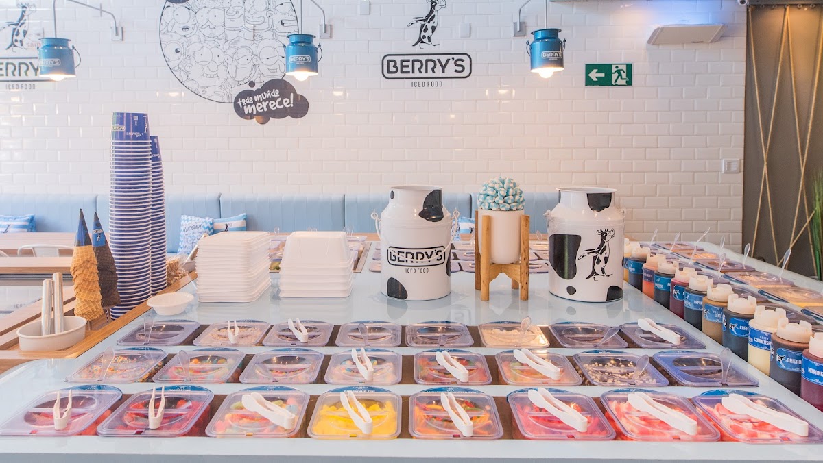 Berry's Iced Food Montes Claros - Sorveteria
