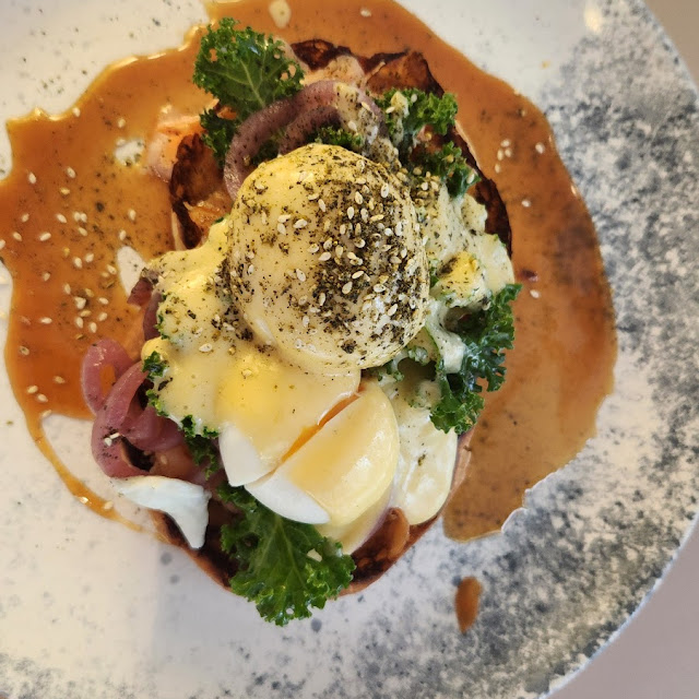 Eggs Salmon