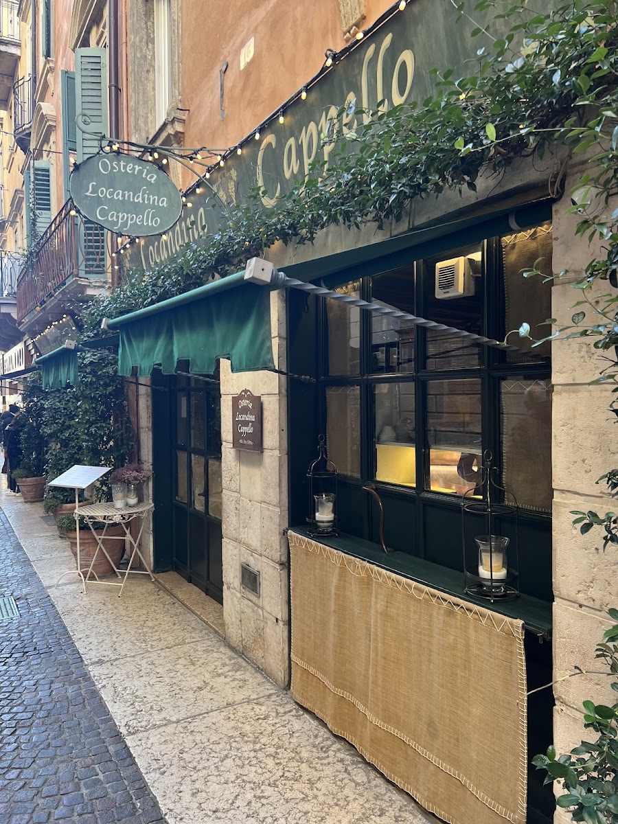Locandina Cappello