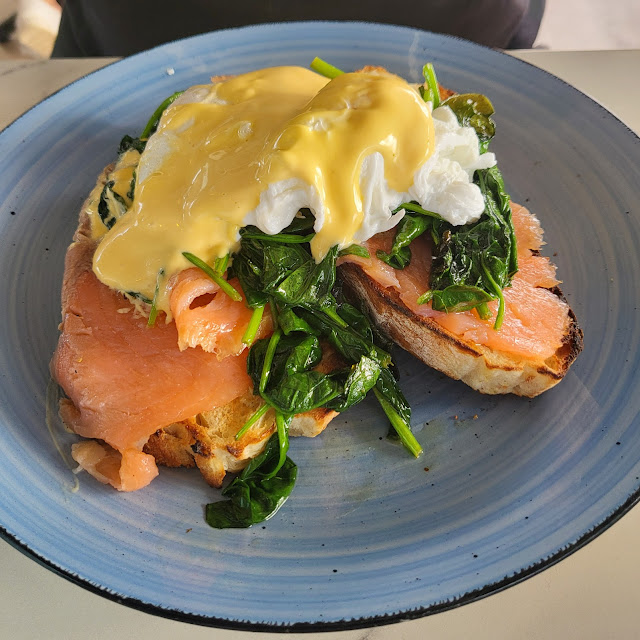 Eggs Benedict with Salmon