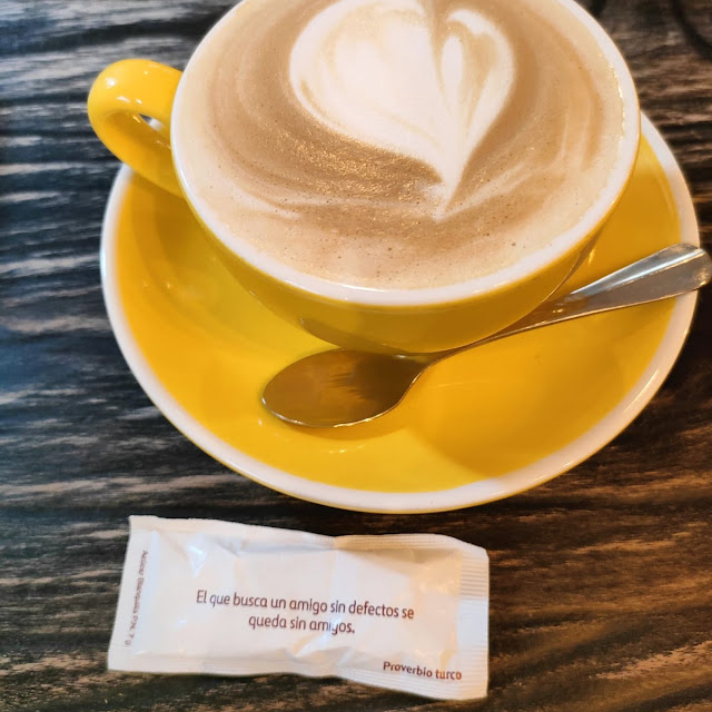 Café Con Leche Y Azúcar Morena