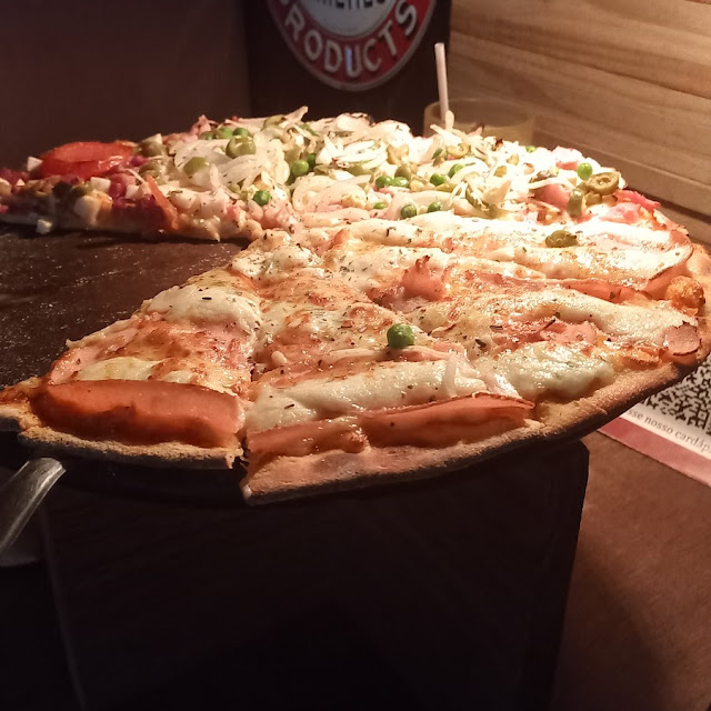 Pizza Média