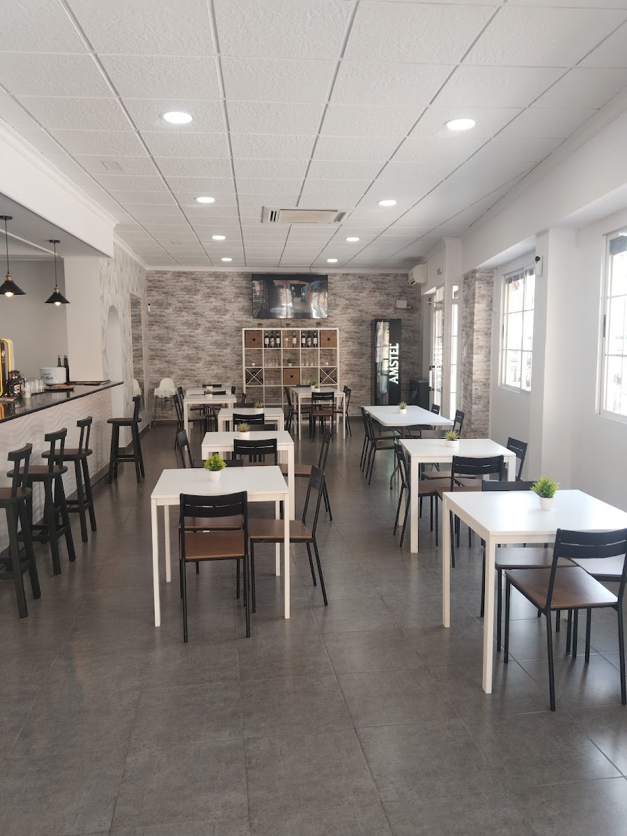 L’estacion cafe-bar