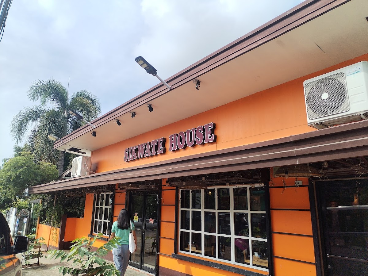 Sikwate House