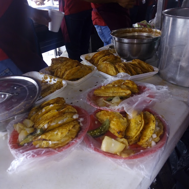 Taquitos de Barbacoa Dorados