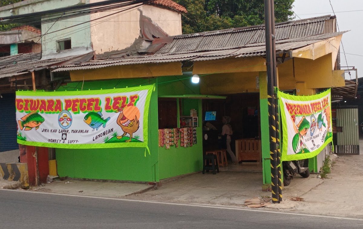 Mugiwara Pecel Lele