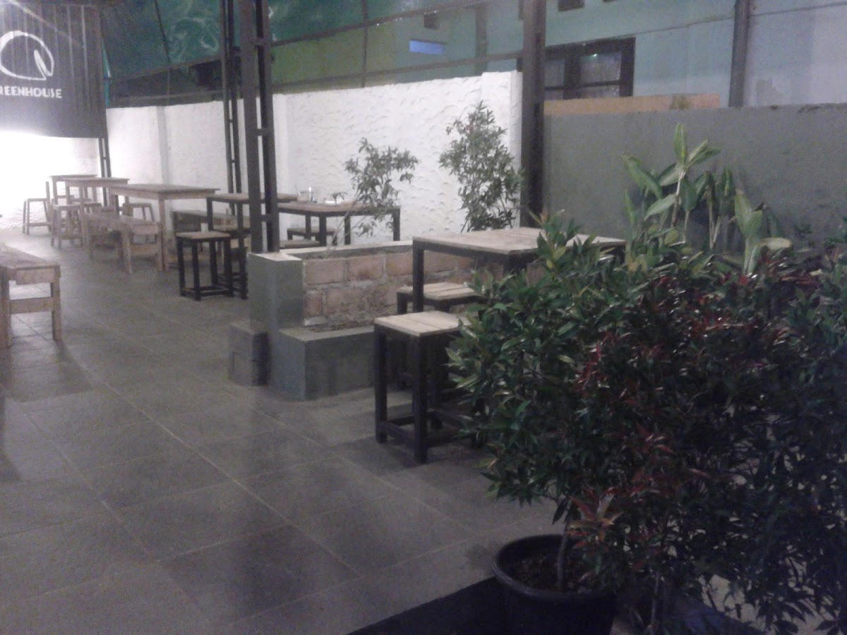 Greenhouse Cafe Jember