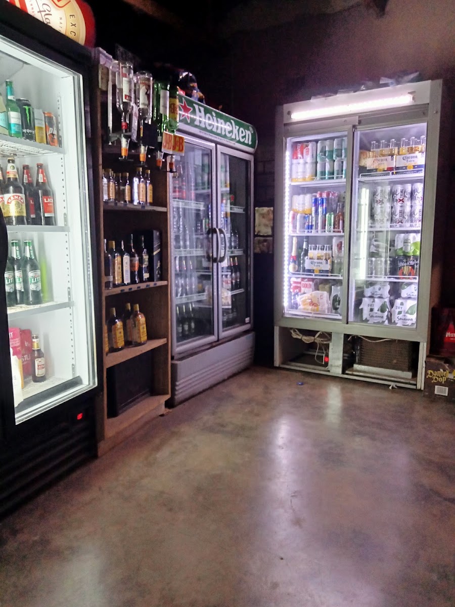 Mashilabele liquor rest