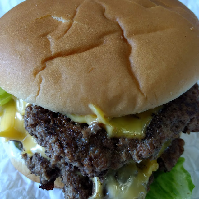 Jumbo Double Cheeseburger